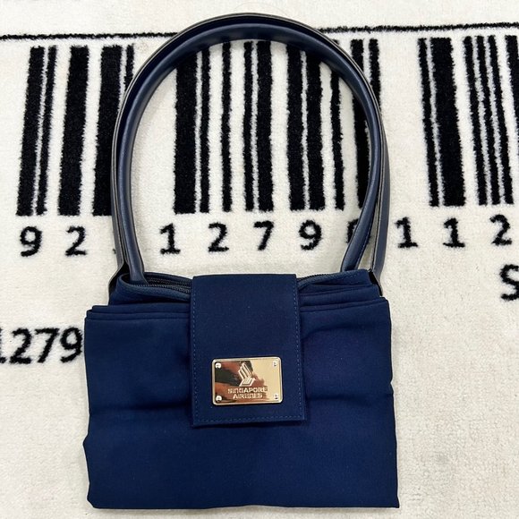 Singapore Airlines Exclusive Foldable Cloth Shoulder Bag - Picture 1 of 8